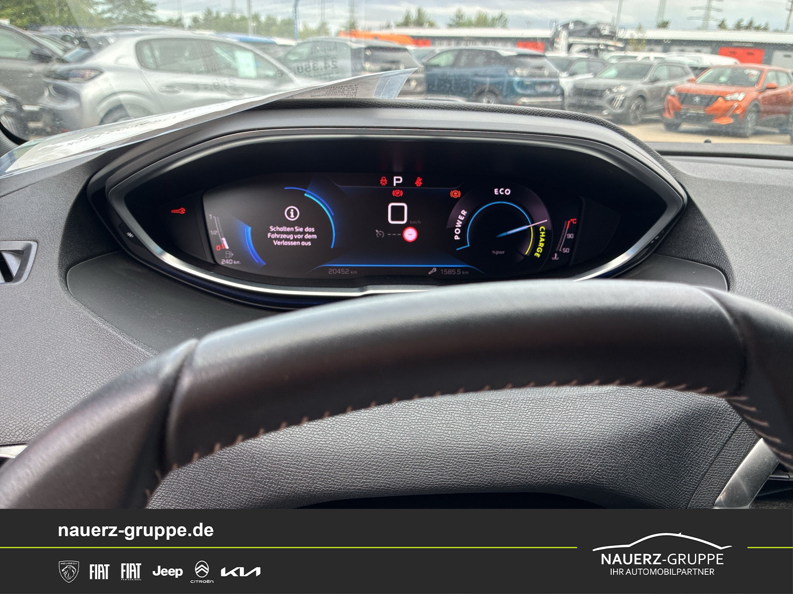 Fahrzeugabbildung Peugeot 3008 Hybrid 136 Allure Pack