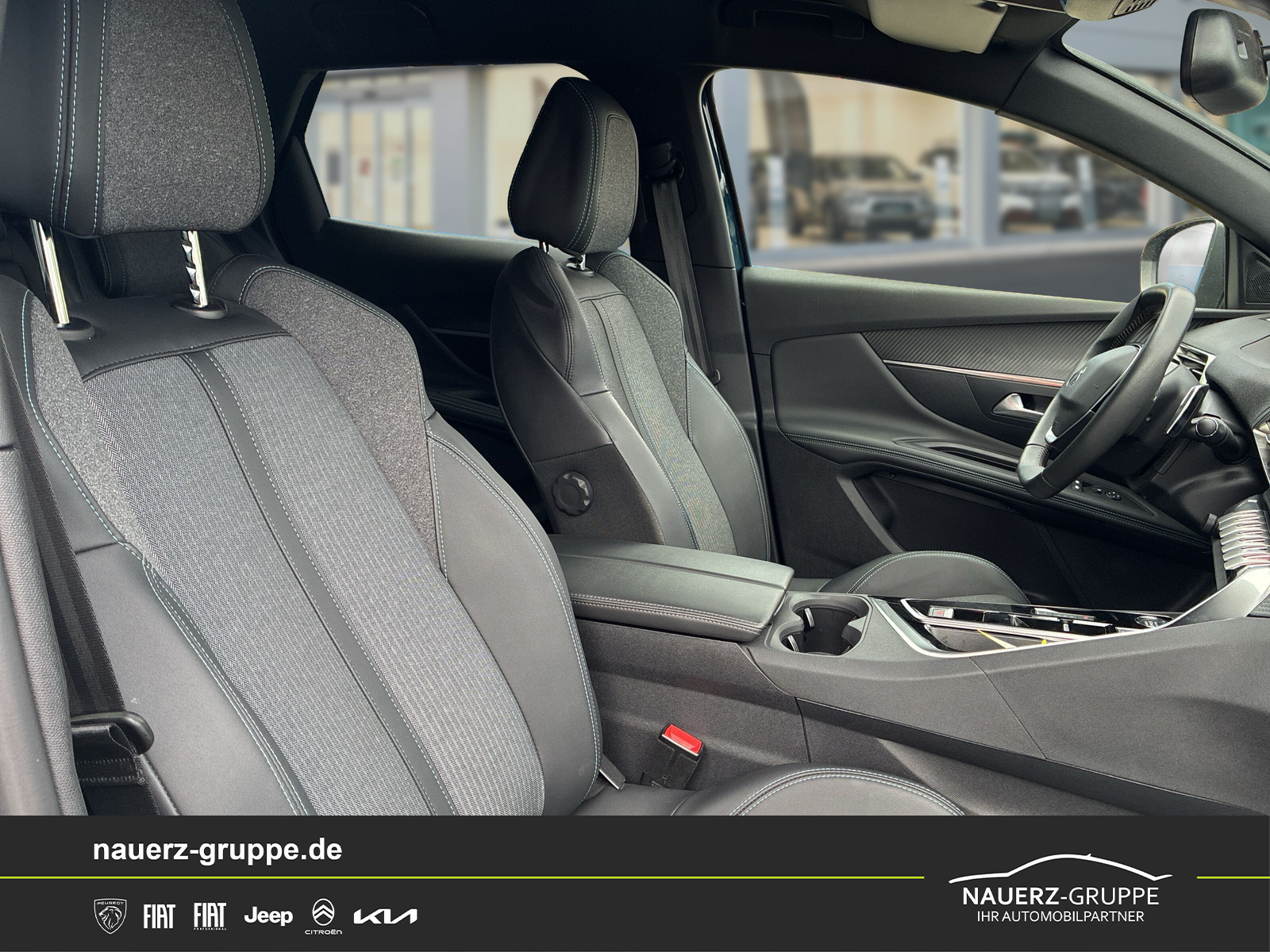 Fahrzeugabbildung Peugeot 3008 Hybrid 136 Allure Pack