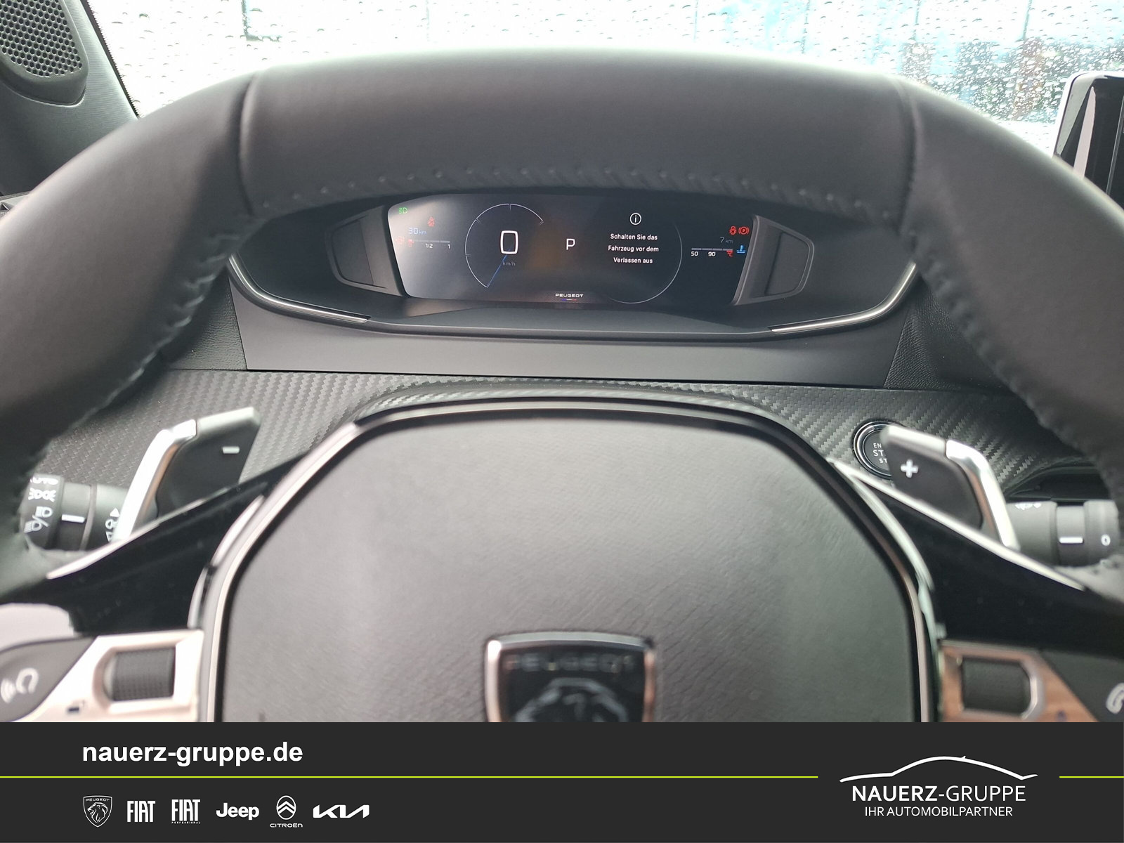 Fahrzeugabbildung Peugeot 2008 Hybrid 145e DSC6 Allure