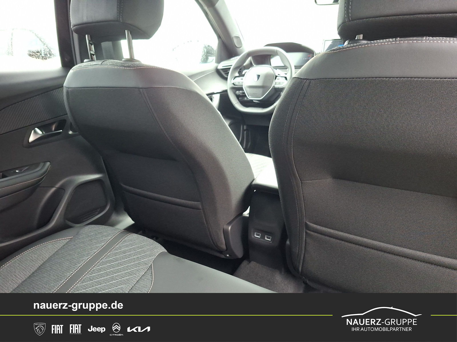 Fahrzeugabbildung Peugeot 2008 Hybrid 145e DSC6 Allure