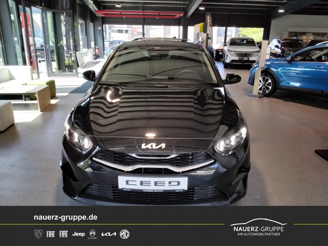 Fahrzeugabbildung Kia Ceed Ultimate Edition 1.0 T-GDI