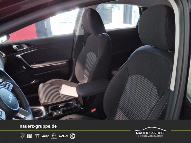 Fahrzeugabbildung Kia Ceed Ultimate Edition 1.0 T-GDI