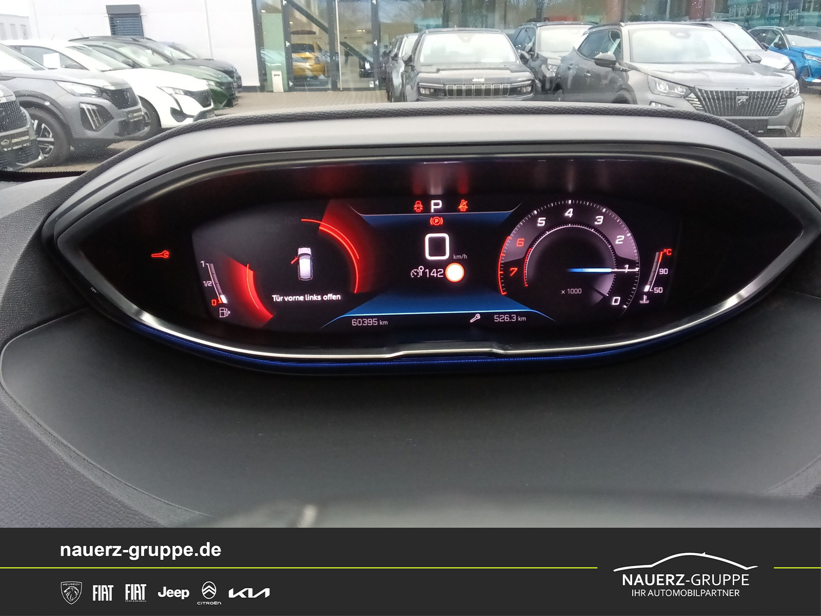 Fahrzeugabbildung Peugeot 3008 Allure Pack PureTech 130 EAT8