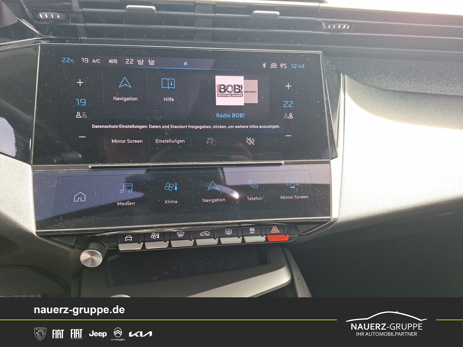 Fahrzeugabbildung Peugeot 408 Allure Pack PureTech 130 EAT8