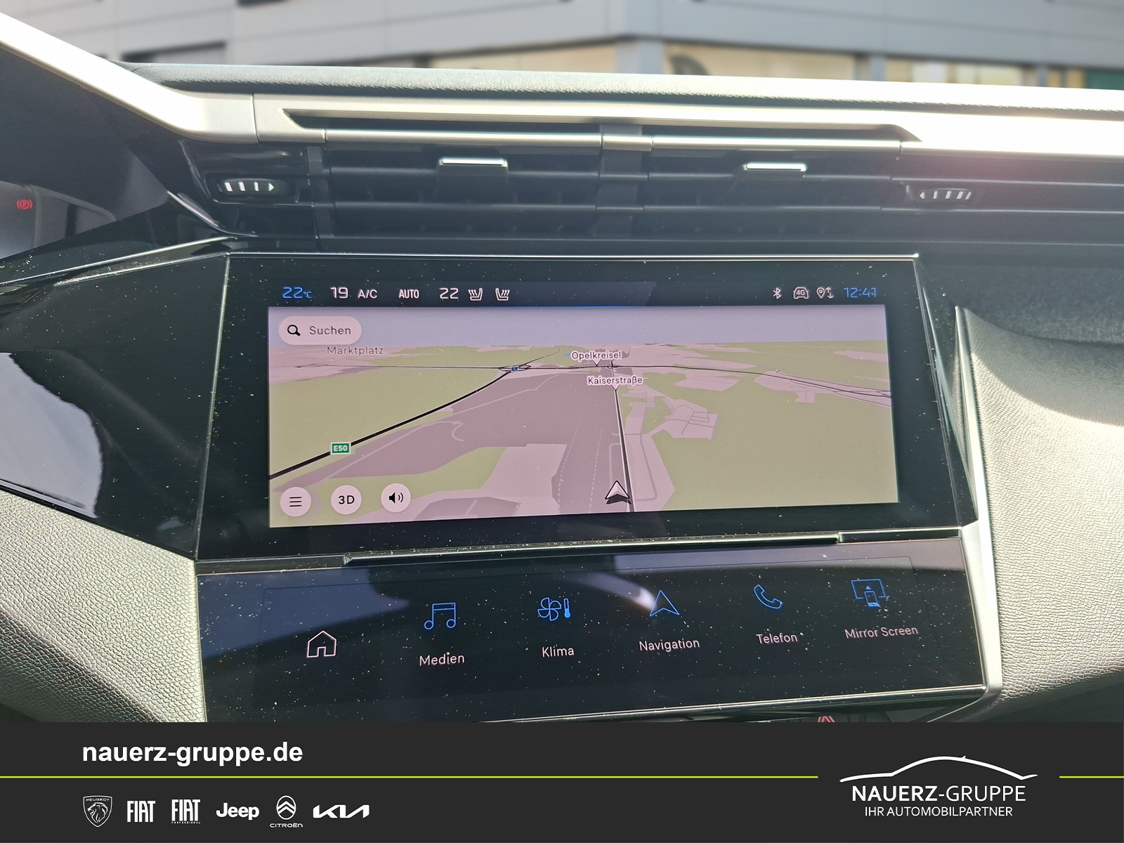 Fahrzeugabbildung Peugeot 408 Allure Pack PureTech 130 EAT8