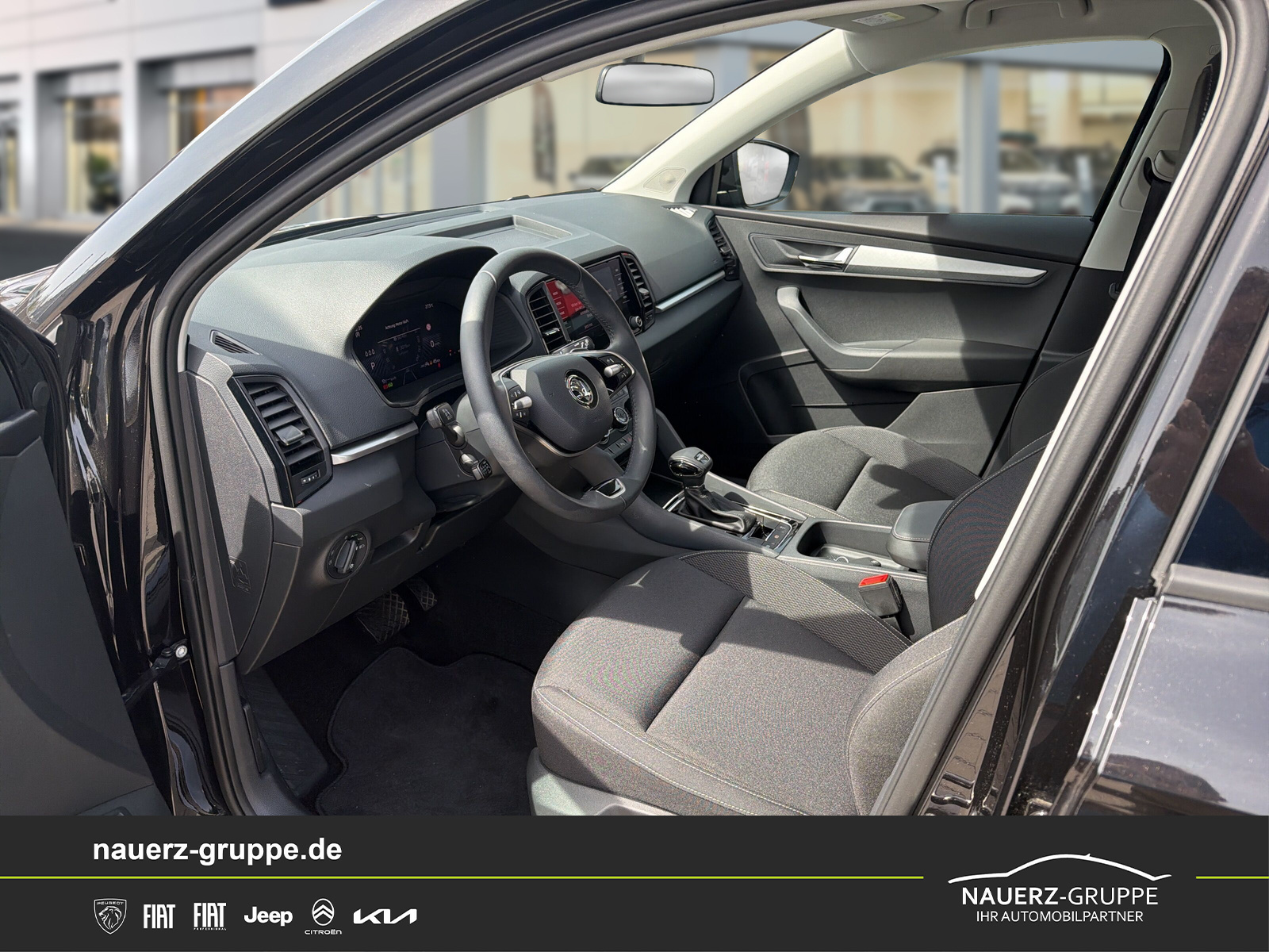 Fahrzeugabbildung SKODA Karoq Selection - mit KI generiert/bearbeitet