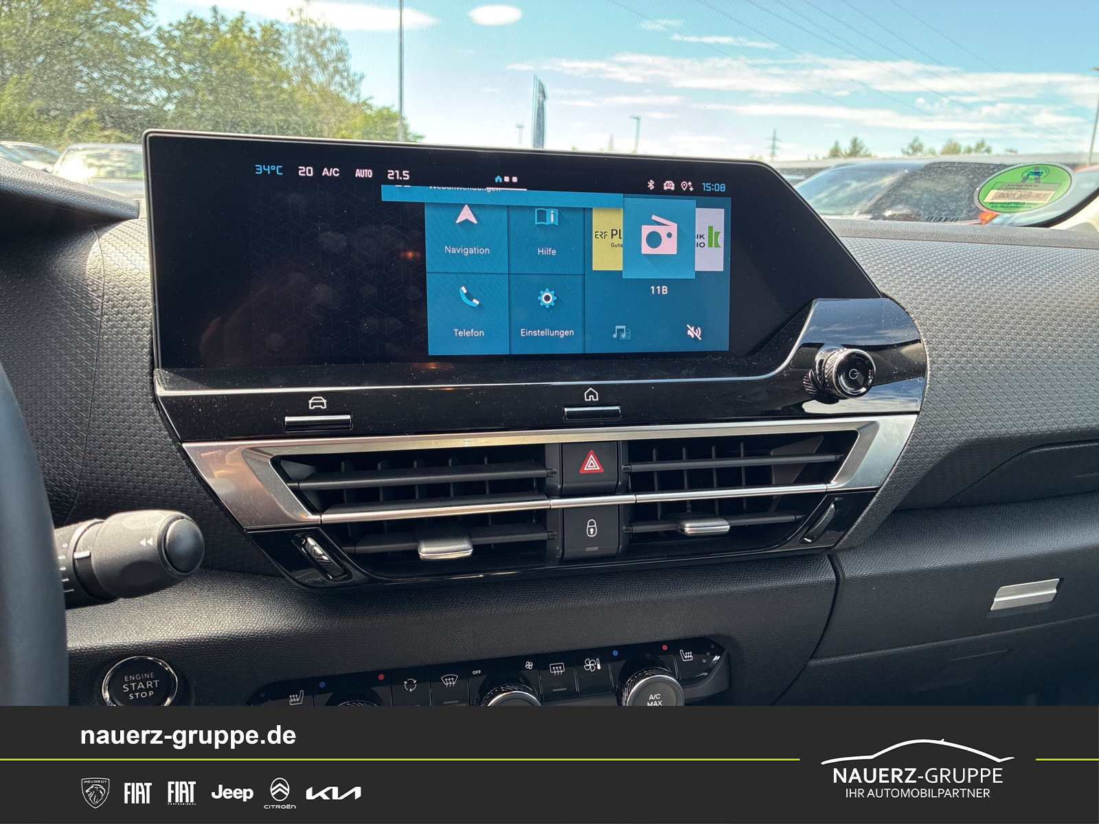 Fahrzeugabbildung Citroen C4 Max Limousine PureTech 130 EAT8