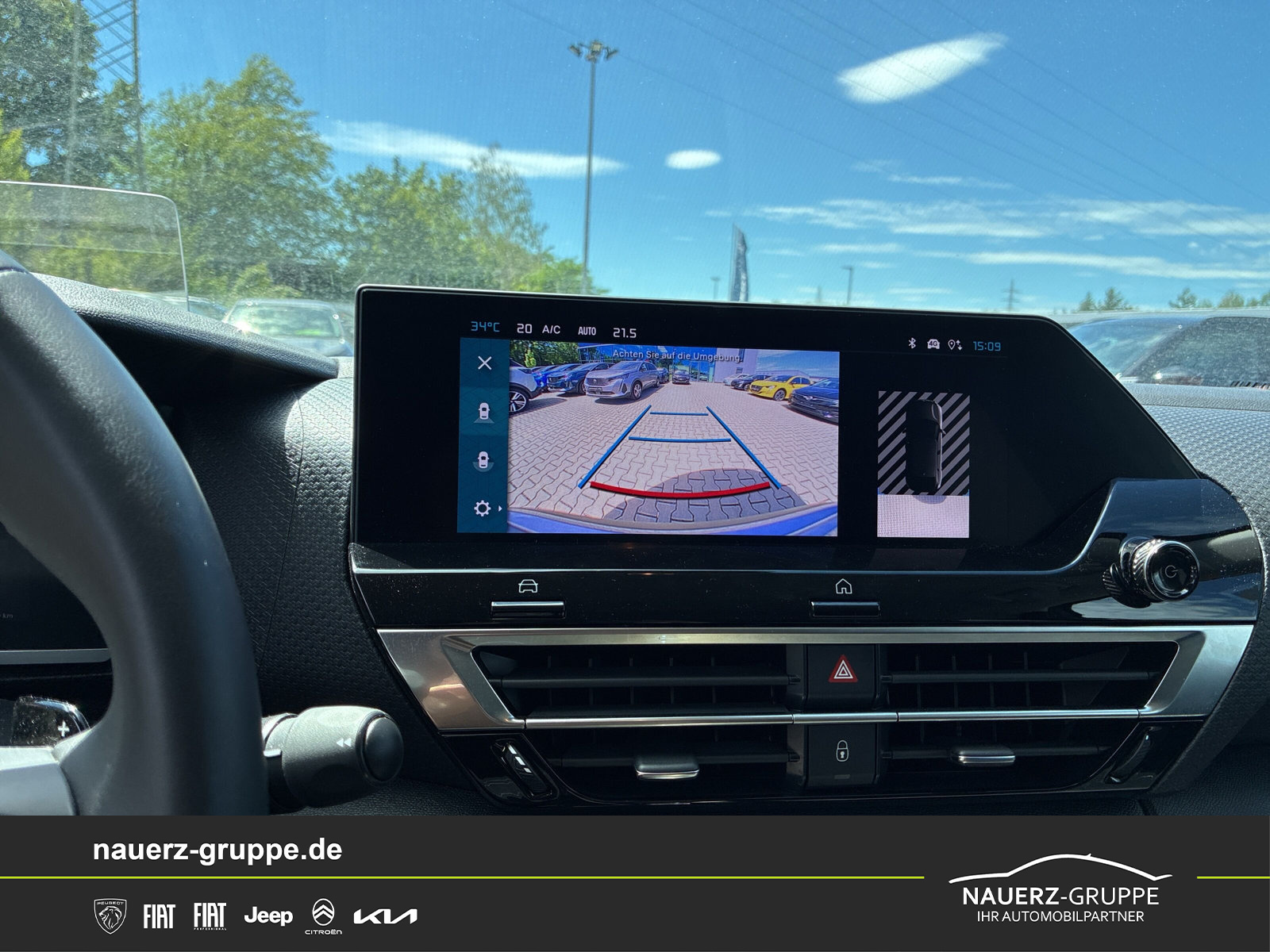 Fahrzeugabbildung Citroen C4 Max Limousine PureTech 130 EAT8