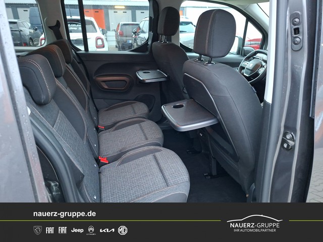Fahrzeugabbildung Peugeot Rifter Allure GT Line Elektromotor L1 - mit KI generiert/bearbeitet
