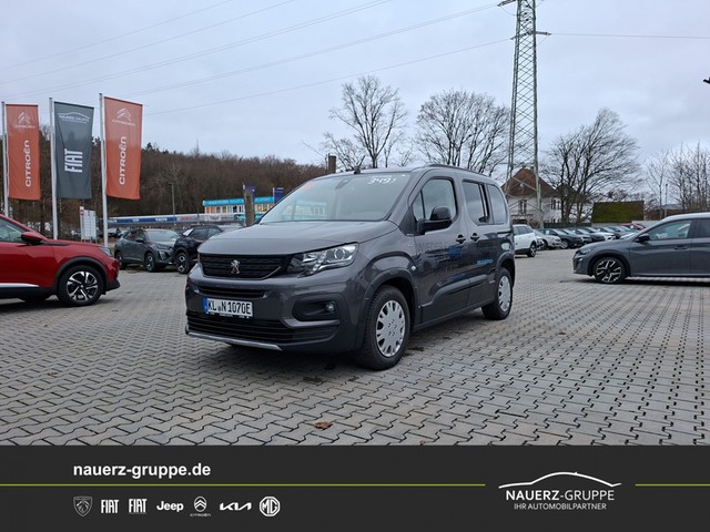 Fahrzeugabbildung Peugeot Rifter Allure GT Line Elektromotor L1 - mit KI generiert/bearbeitet