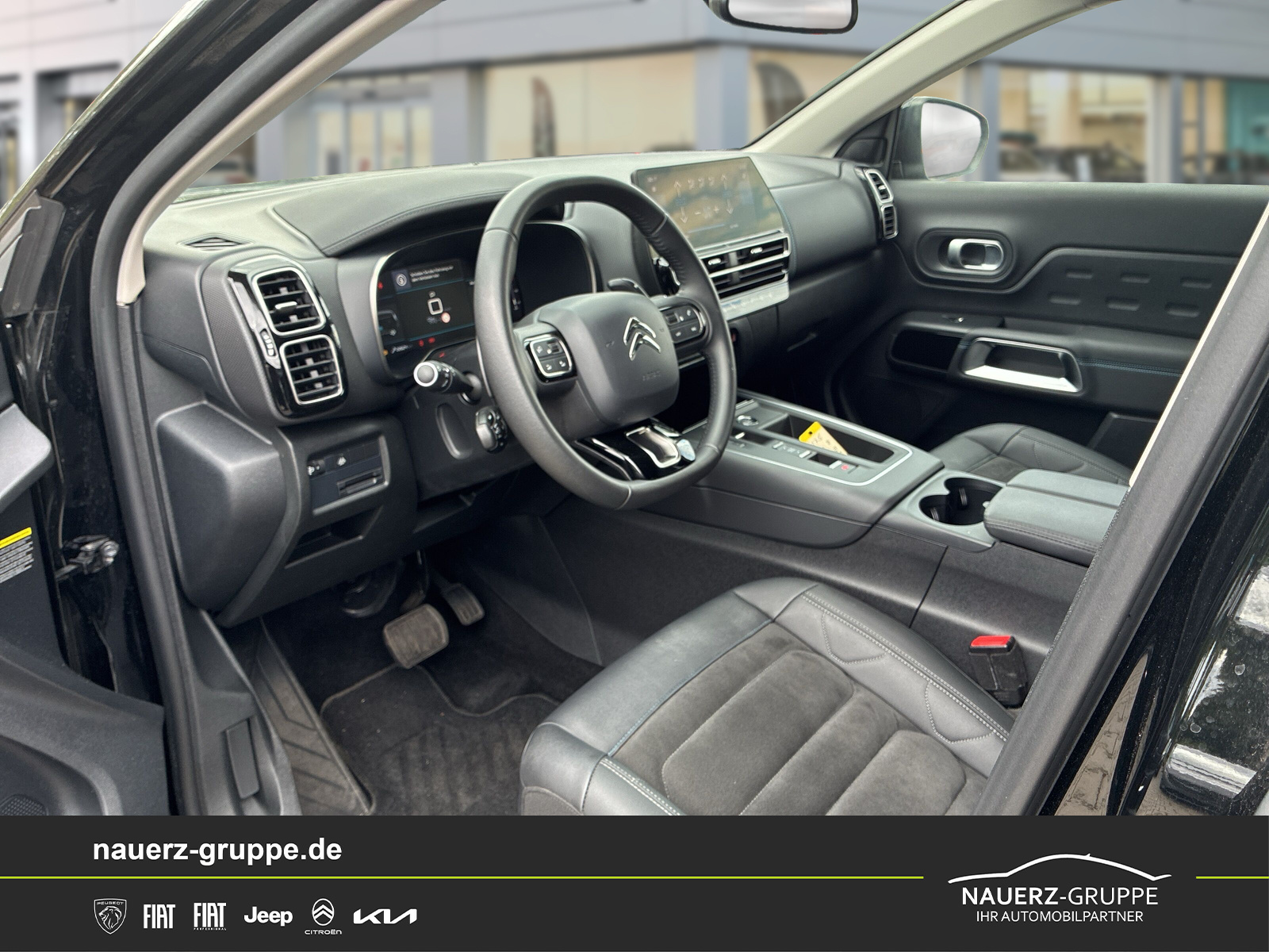 Fahrzeugabbildung Citroen C5 Aircross Plus Hyb. 136