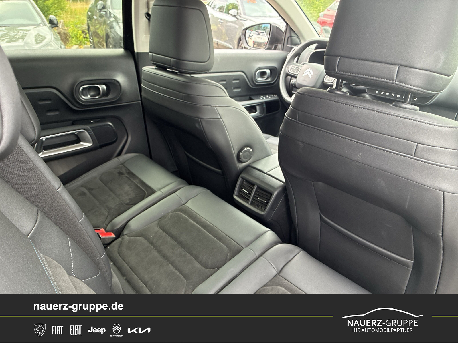 Fahrzeugabbildung Citroen C5 Aircross Plus Hyb. 136