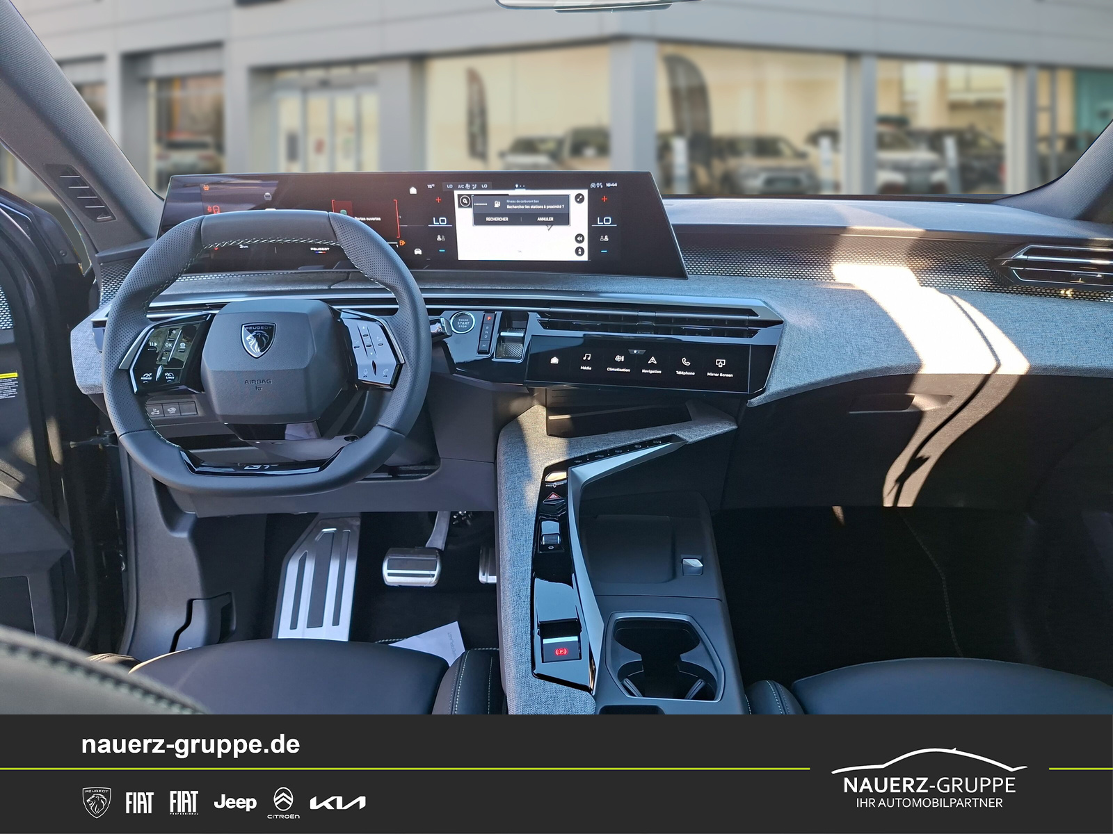 Fahrzeugabbildung Peugeot 3008 Hybrid 145 GT Exclusive