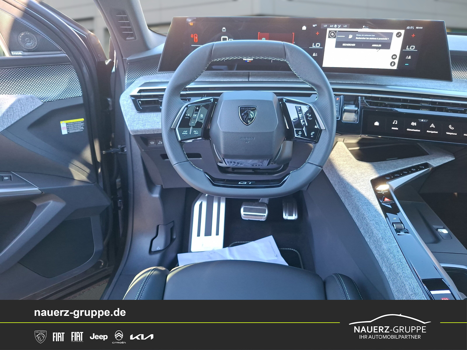 Fahrzeugabbildung Peugeot 3008 Hybrid 145 GT Exclusive