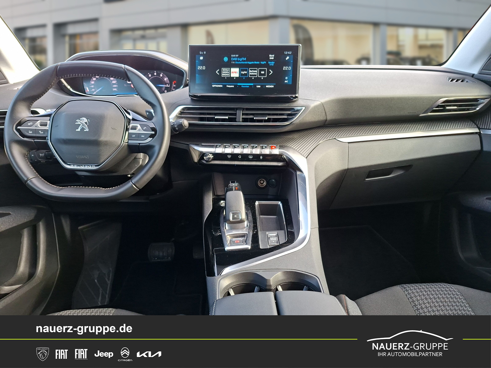 Fahrzeugabbildung Peugeot 3008 Active Pack PureTech 130