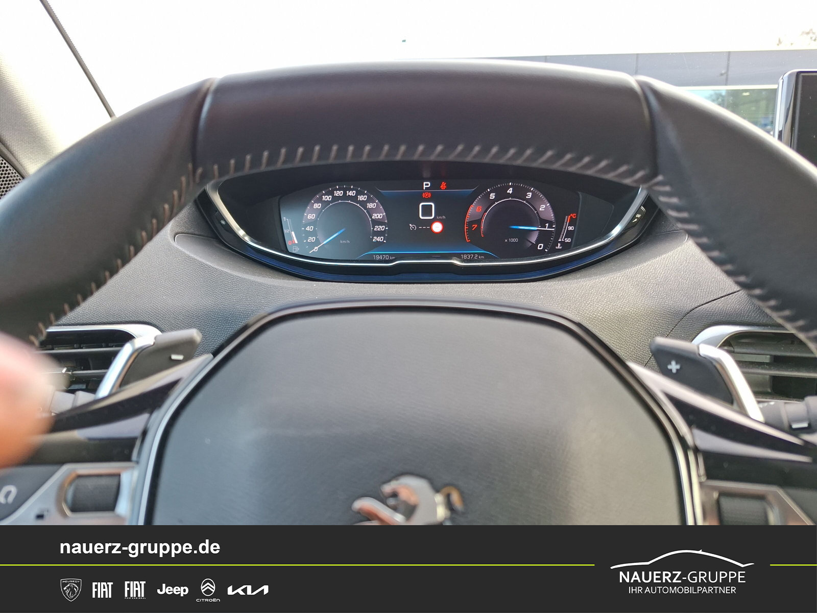 Fahrzeugabbildung Peugeot 3008 Active Pack PureTech 130