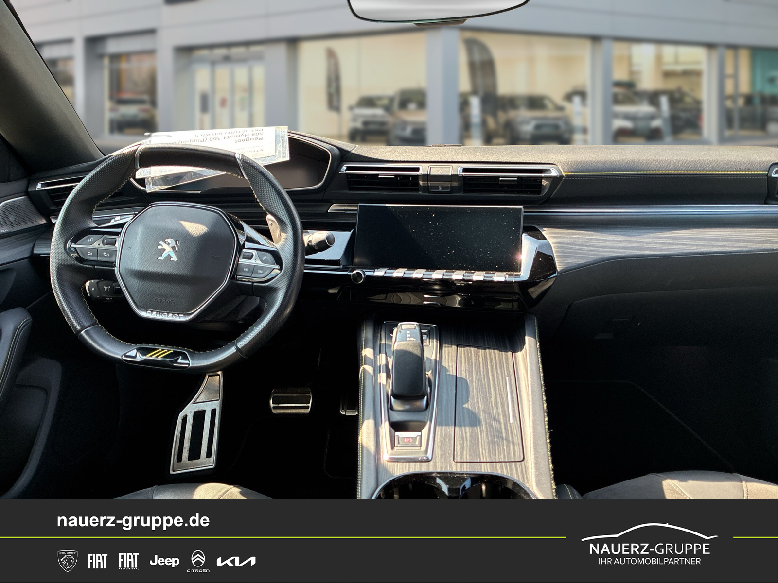 Fahrzeugabbildung Peugeot 508 SW Hybrid 4 360 PSE - mit KI generiert/bearbeitet