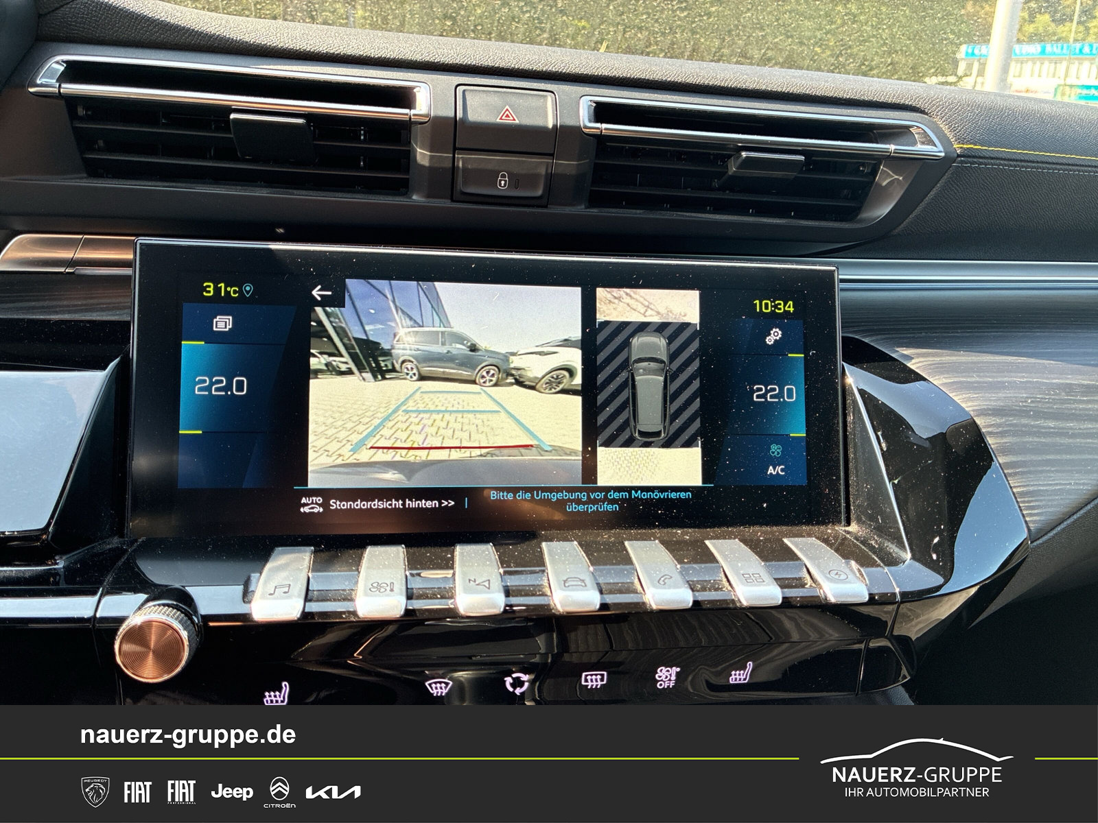 Fahrzeugabbildung Peugeot 508 SW Hybrid 4 360 PSE - mit KI generiert/bearbeitet