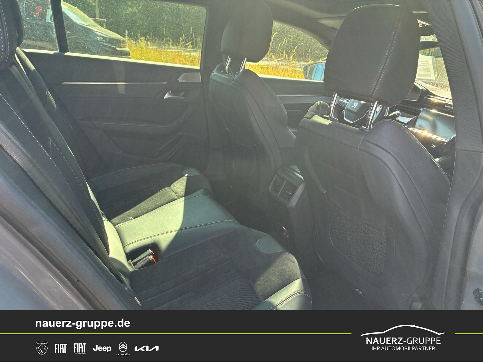 Fahrzeugabbildung Peugeot 508 SW Hybrid 4 360 PSE - mit KI generiert/bearbeitet