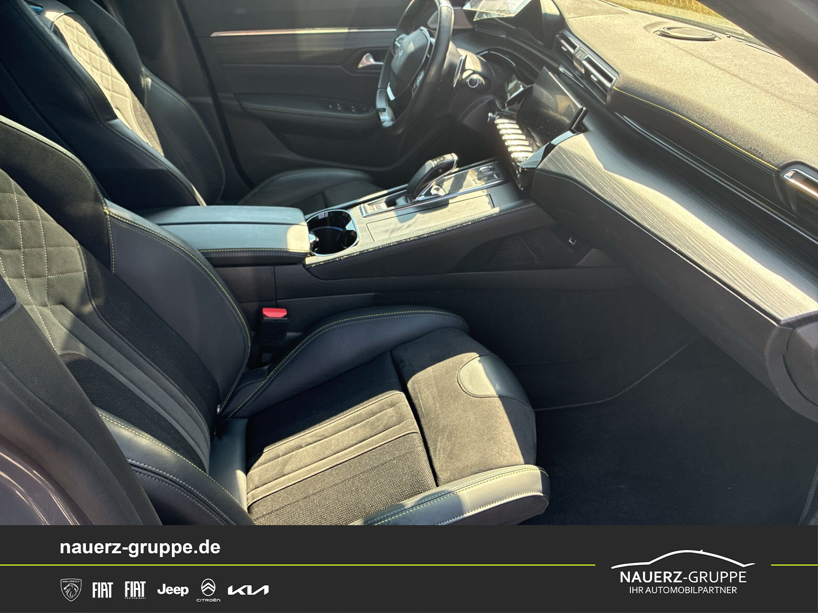 Fahrzeugabbildung Peugeot 508 SW Hybrid 4 360 PSE - mit KI generiert/bearbeitet