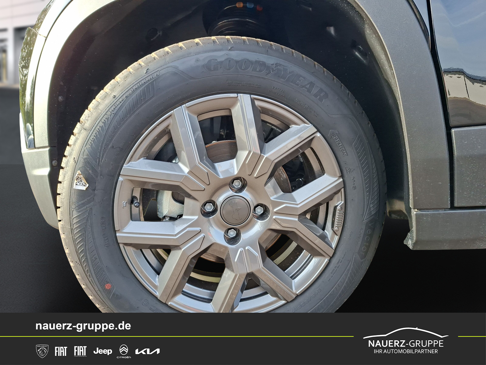 Fahrzeugabbildung Jeep Avenger Altitude - mit KI generiert/bearbeitet