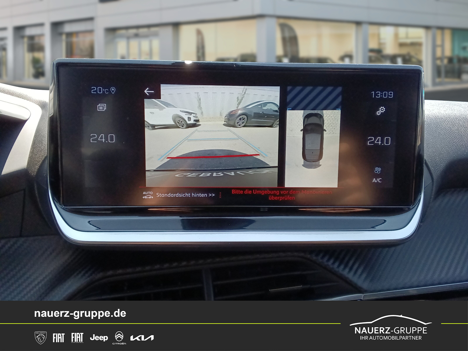 Fahrzeugabbildung Peugeot 208 Allure Pack PureTech 100 EAT8 - mit KI generiert/bearbeitet