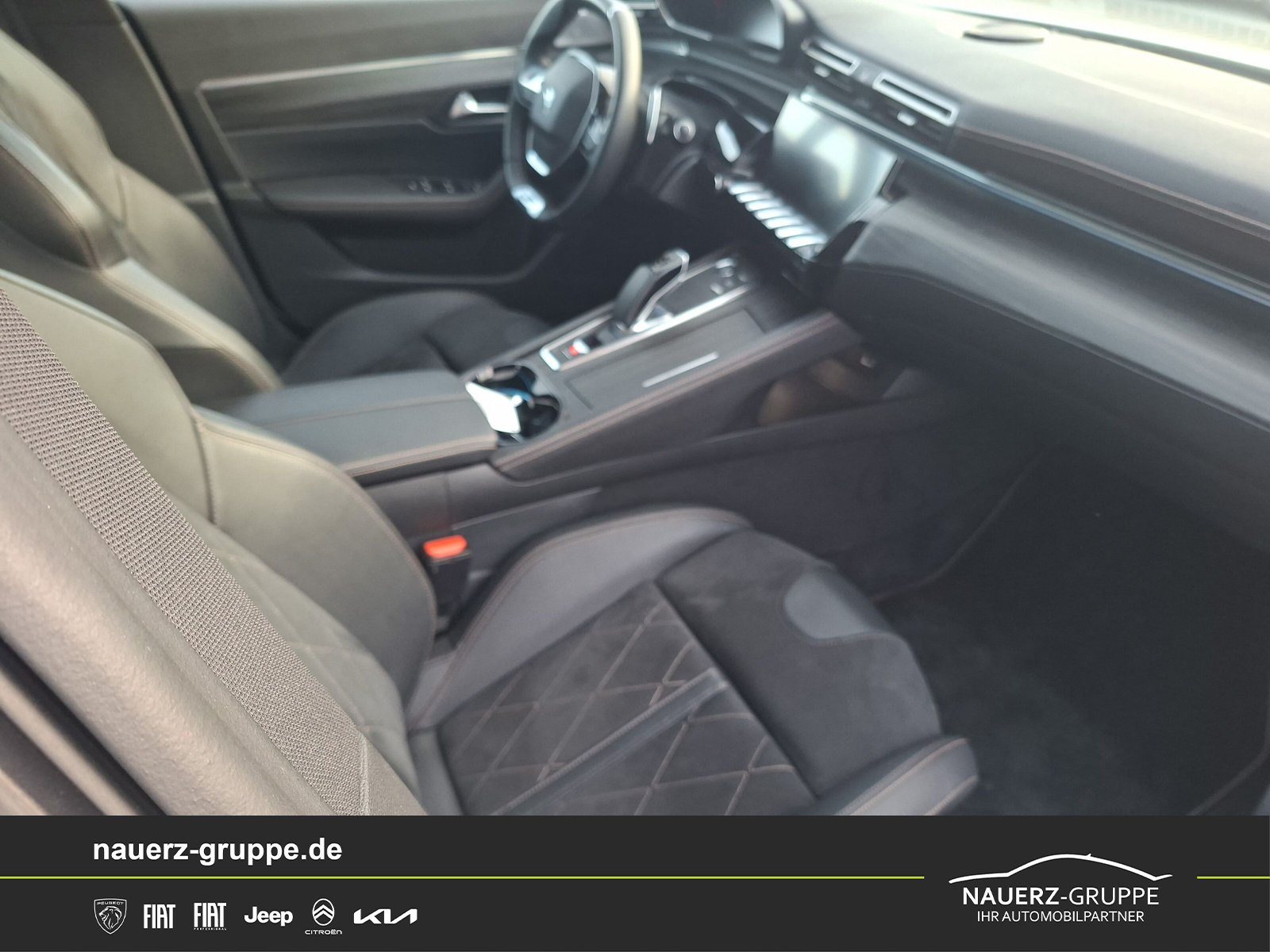 Fahrzeugabbildung Peugeot 508 SW Hybrid 225 GT Pack
