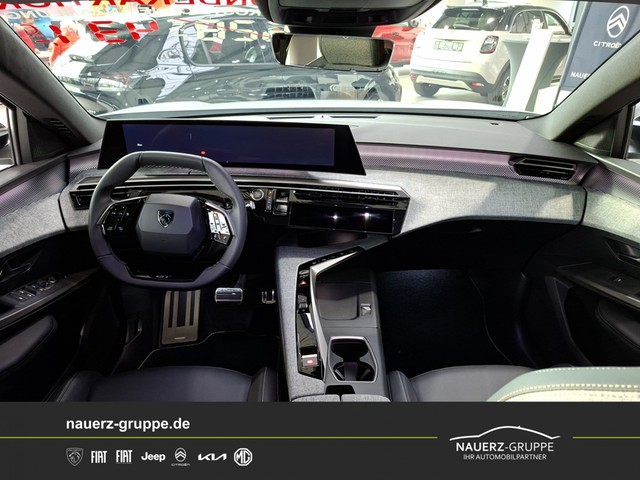 Fahrzeugabbildung Peugeot 5008 GT Hybrid 145 7 Sitze
