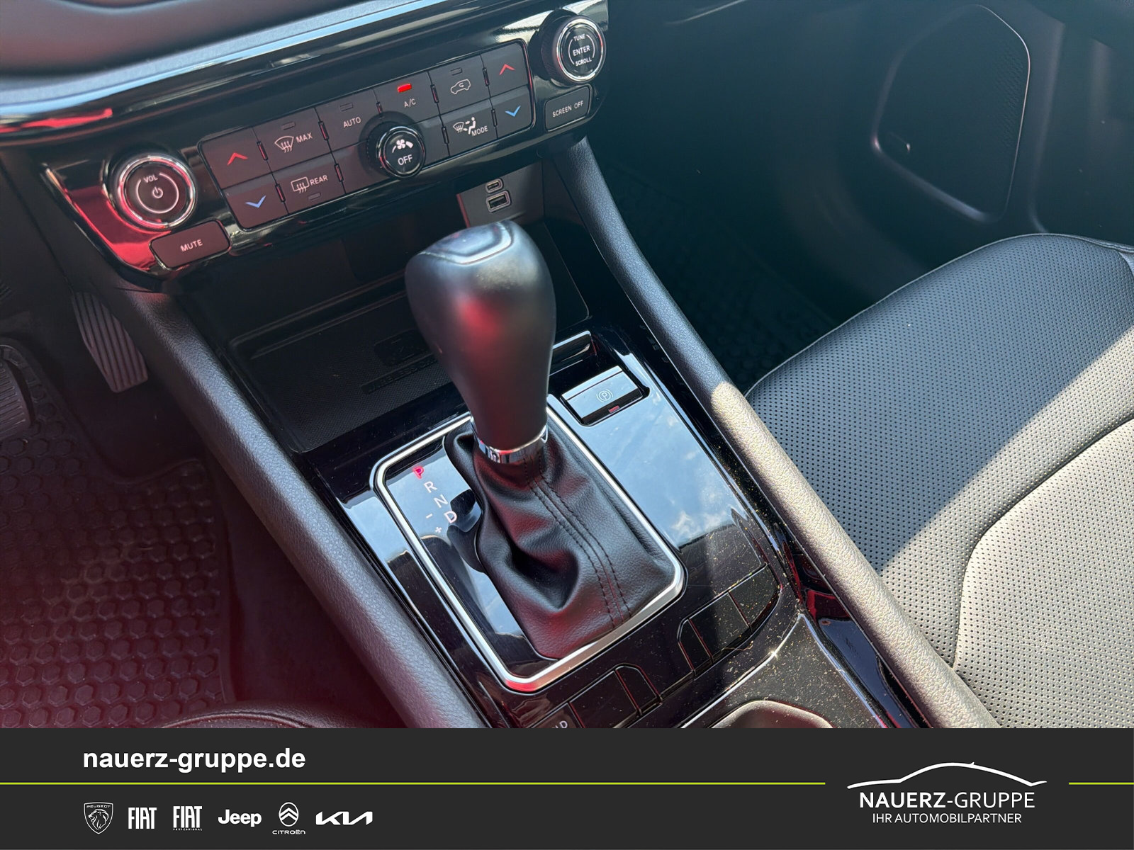 Fahrzeugabbildung Jeep Compass S Mild-Hybrid FWD