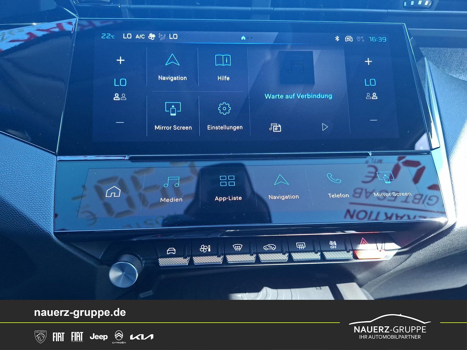 Fahrzeugabbildung Peugeot 308 Hybrid 145 Allure