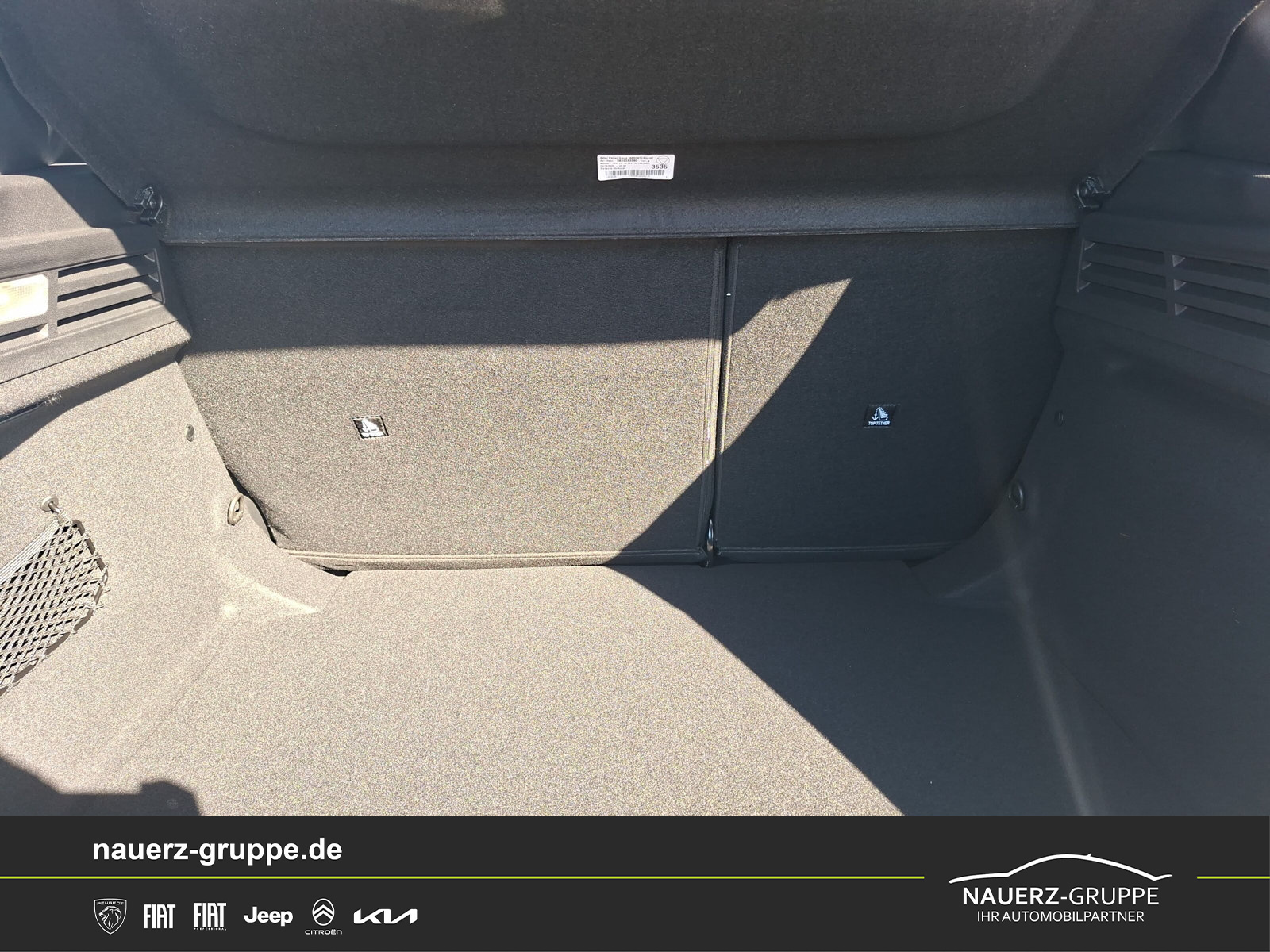 Fahrzeugabbildung Peugeot 308 Hybrid 145 Allure