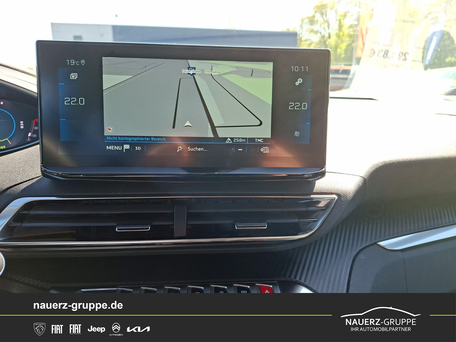 Fahrzeugabbildung Peugeot 5008 Hybrid 136 Allure Pack