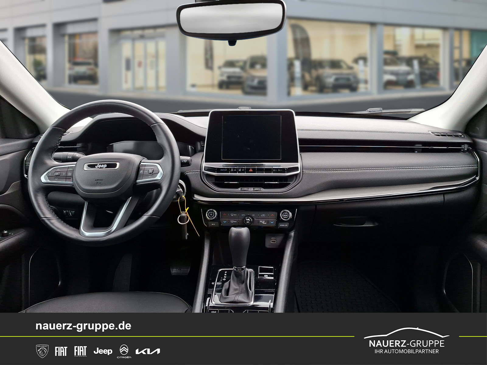 Fahrzeugabbildung Jeep Compass Night Eagle Mild-Hybrid FWD