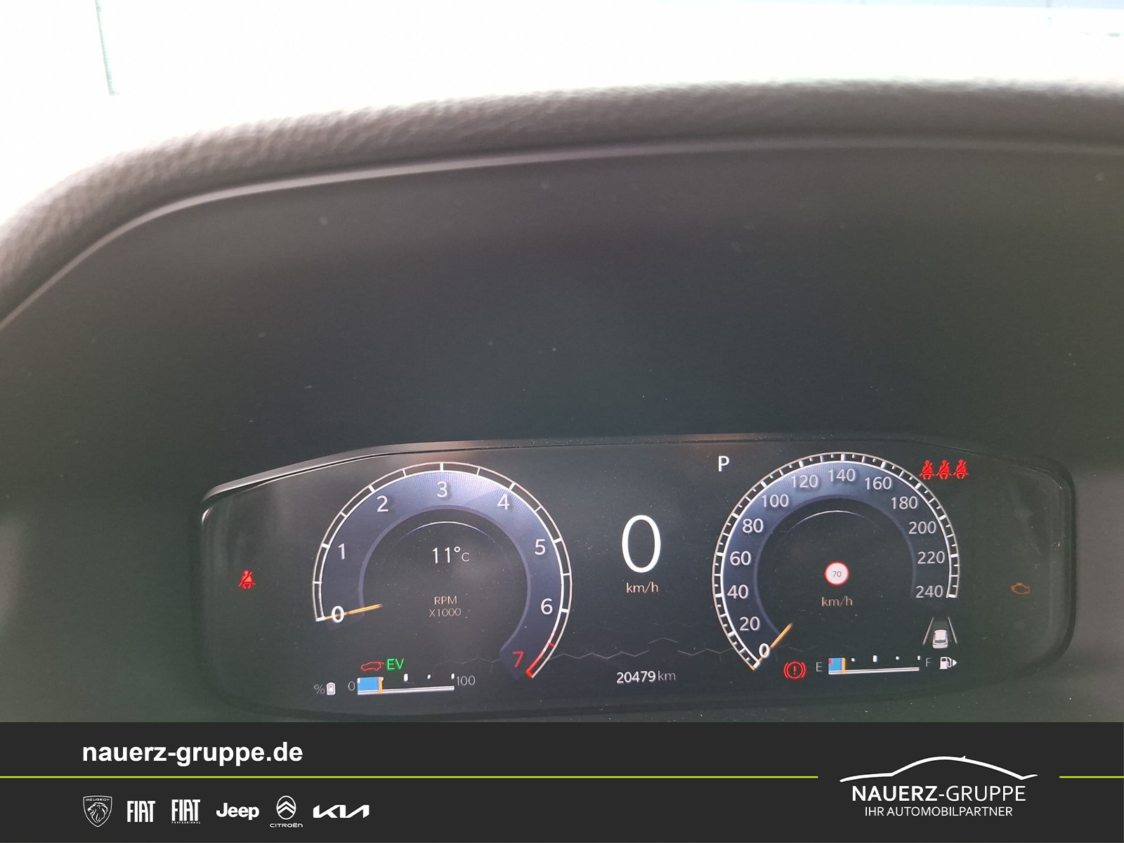 Fahrzeugabbildung Jeep Compass Night Eagle Mild-Hybrid FWD