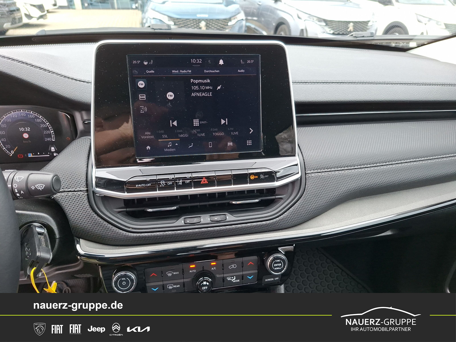 Fahrzeugabbildung Jeep Compass Night Eagle Mild-Hybrid FWD