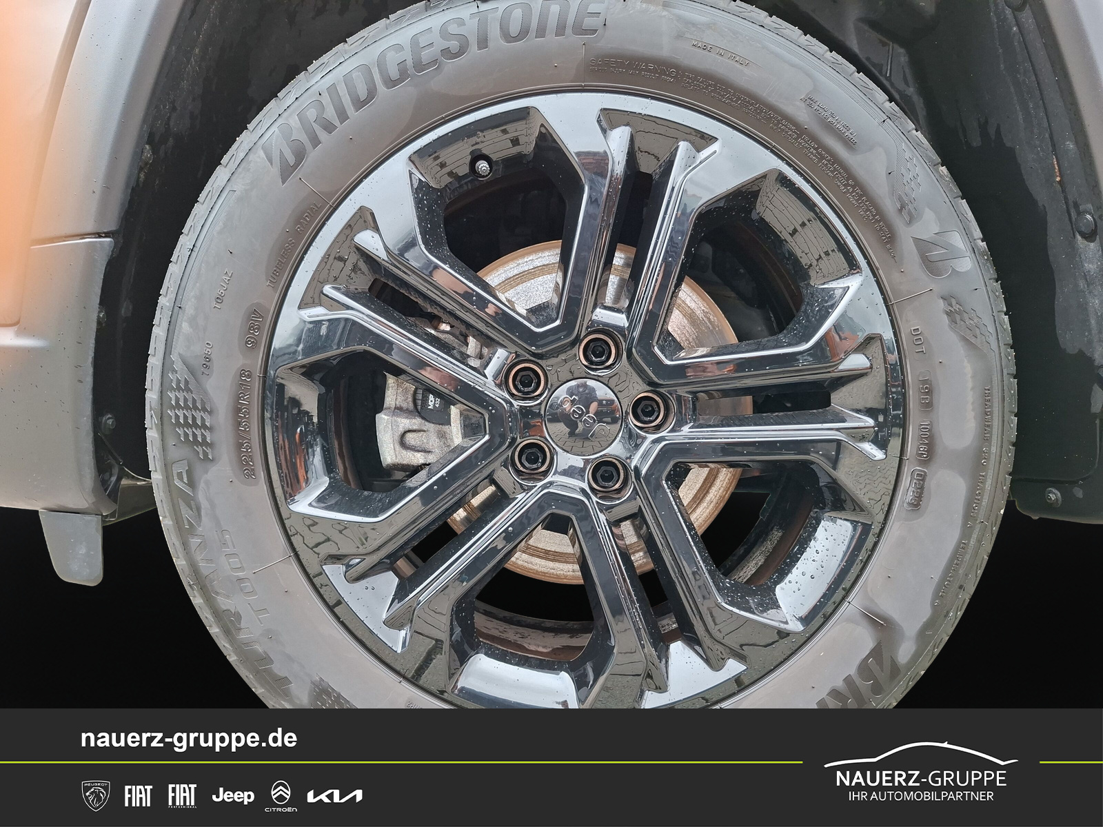 Fahrzeugabbildung Jeep Compass Night Eagle Mild-Hybrid FWD