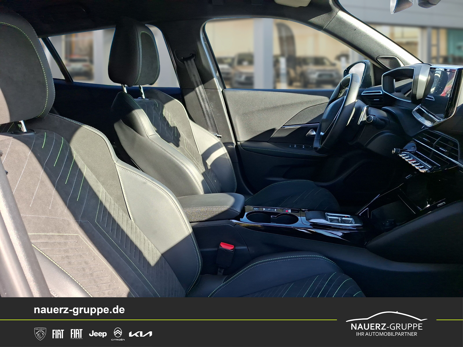 Fahrzeugabbildung Peugeot 2008 GT PureTech 130 EAT8