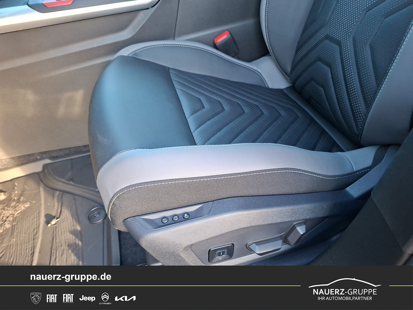 Fahrzeugabbildung Jeep Compass E-Hybrid First Edition