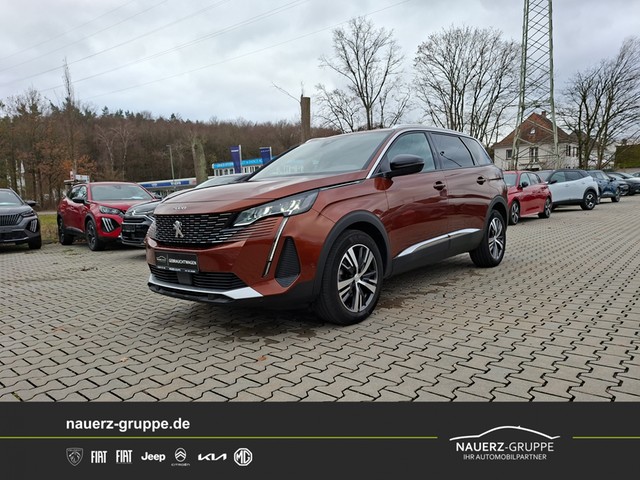 Fahrzeugabbildung Peugeot 5008 Allure PureTech 130