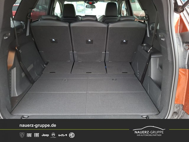 Fahrzeugabbildung Peugeot 5008 Allure PureTech 130