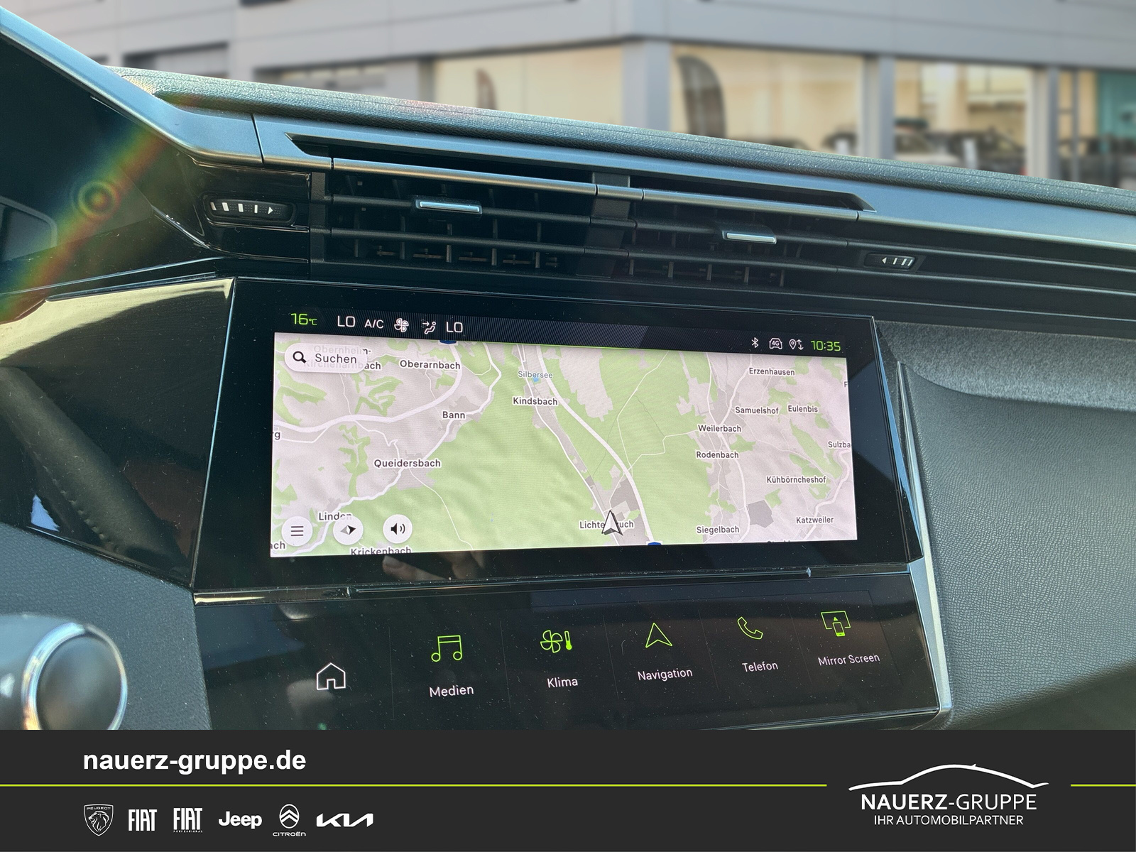 Fahrzeugabbildung Peugeot 308 Allure Pack PureTech 130 EAT8 - mit KI generiert/bearbeitet