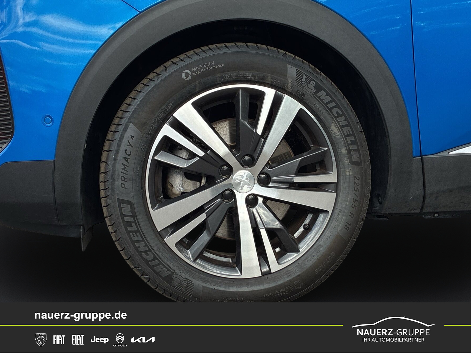 Fahrzeugabbildung Peugeot 3008 Hybrid 225 Allure Pack