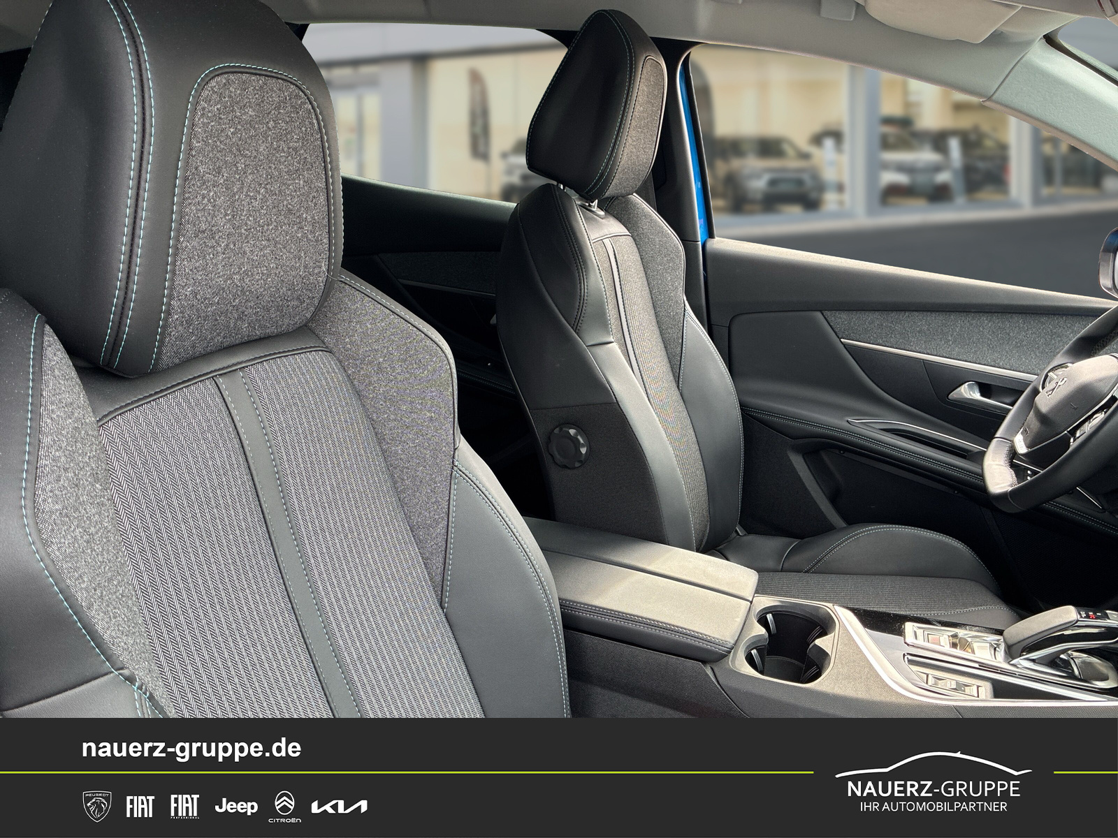 Fahrzeugabbildung Peugeot 3008 Hybrid 225 Allure Pack