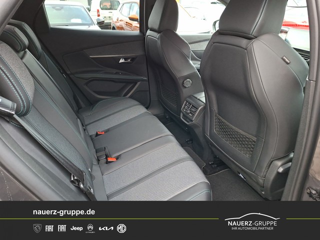 Fahrzeugabbildung Peugeot 3008 Allure Pack PureTech 130 EAT8
