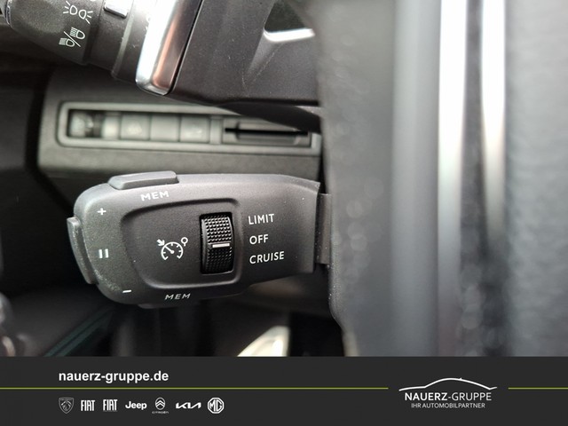 Fahrzeugabbildung Peugeot 3008 Allure Pack PureTech 130 EAT8