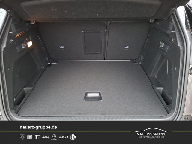 Fahrzeugabbildung Peugeot 3008 Allure Pack PureTech 130 EAT8