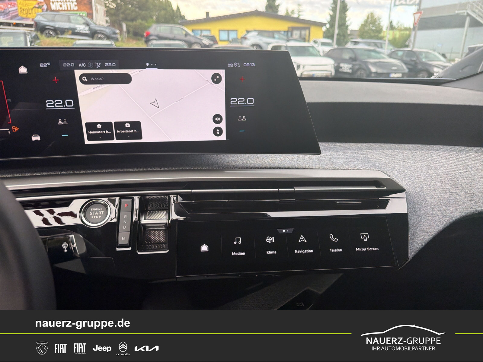 Fahrzeugabbildung Peugeot 3008 Hybrid 145 Allure Sonderaktion - mit KI generiert/bearbeitet
