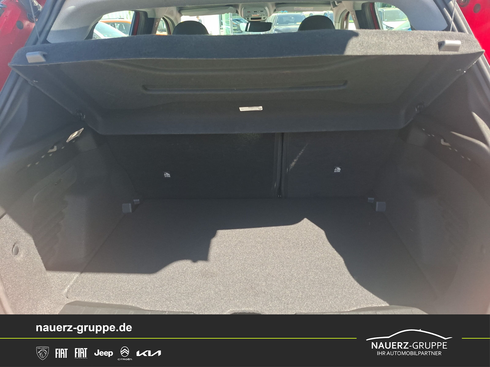 Fahrzeugabbildung Jeep AVENGER Electric Altitude