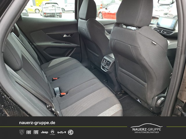 Fahrzeugabbildung Peugeot 3008 Active Pack 130