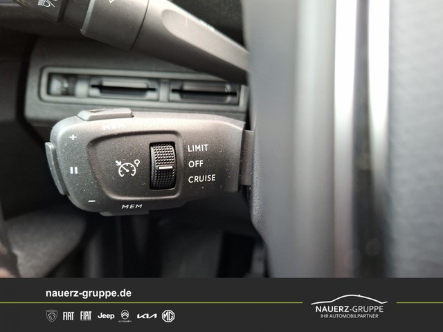 Fahrzeugabbildung Peugeot 3008 Active Pack 130